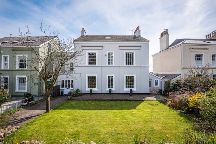 8c91dae8ae368ca7f5f01098eb6c7bfef1b4b9cf